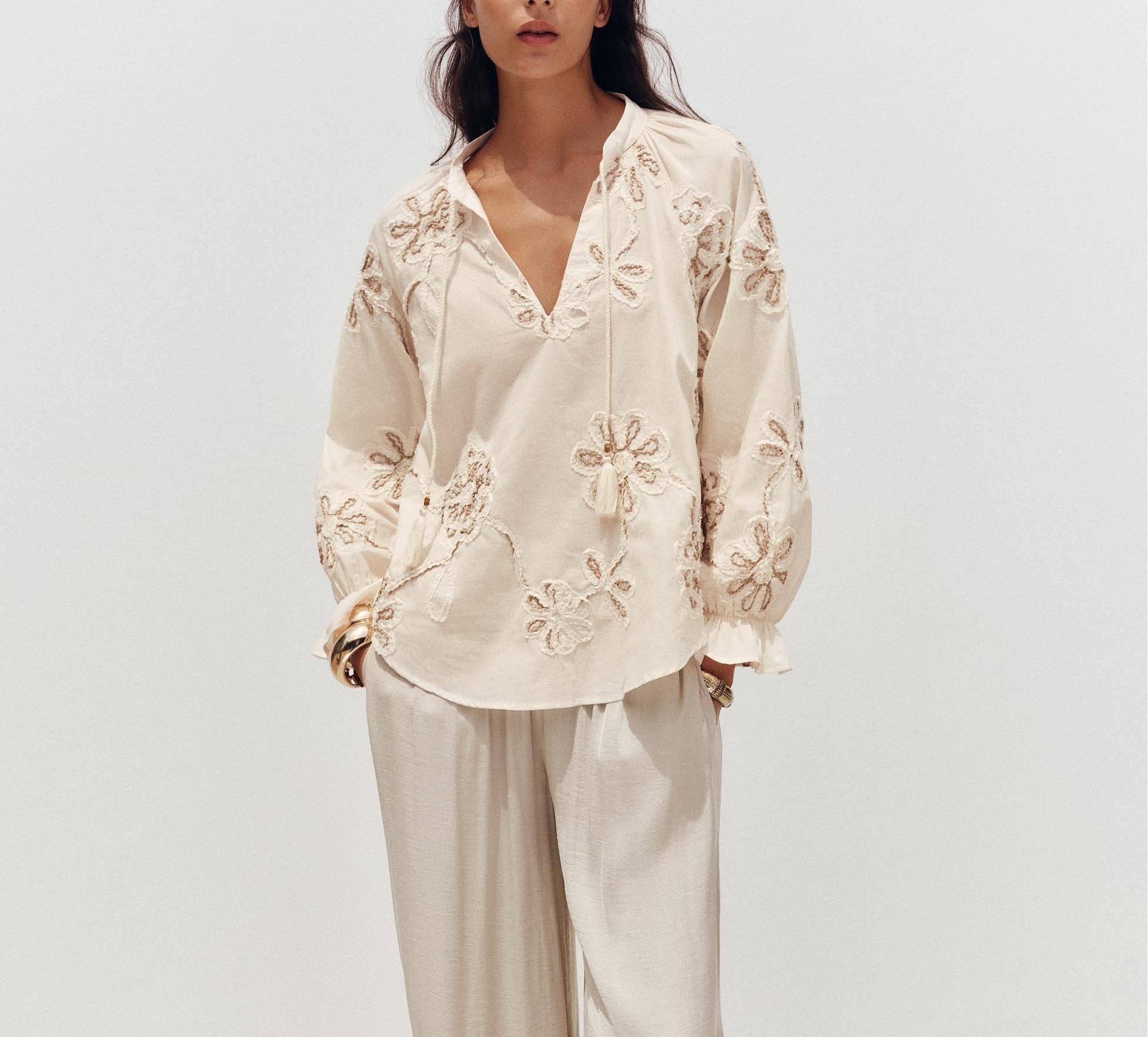 Vêtements pour femmes Printemps Doux Chemise Mini brodée à fleurs délicates