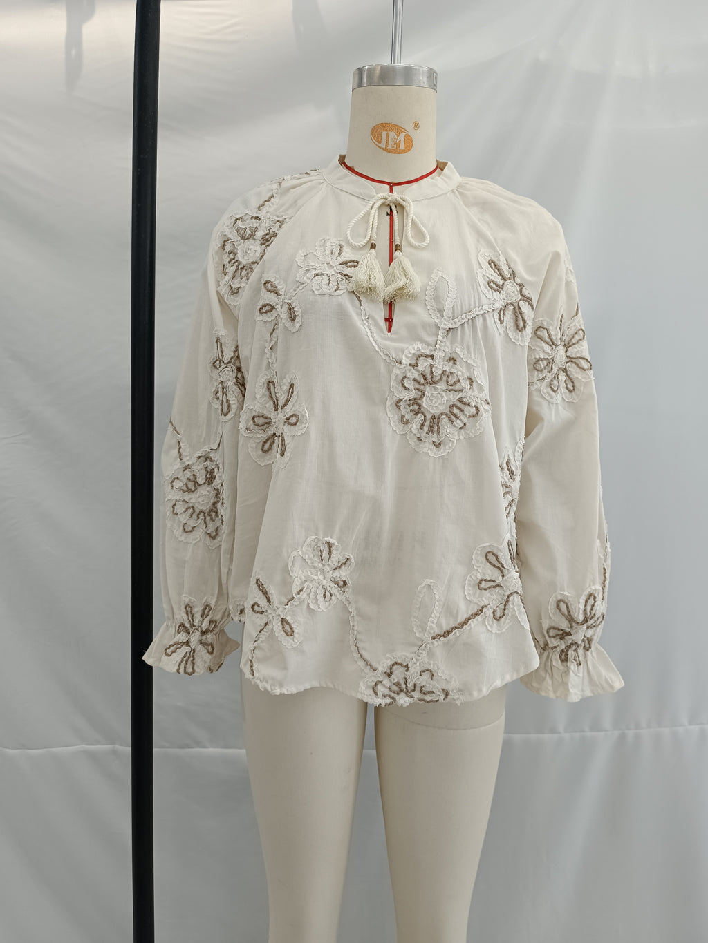 Vêtements pour femmes Printemps Doux Chemise Mini brodée à fleurs délicates