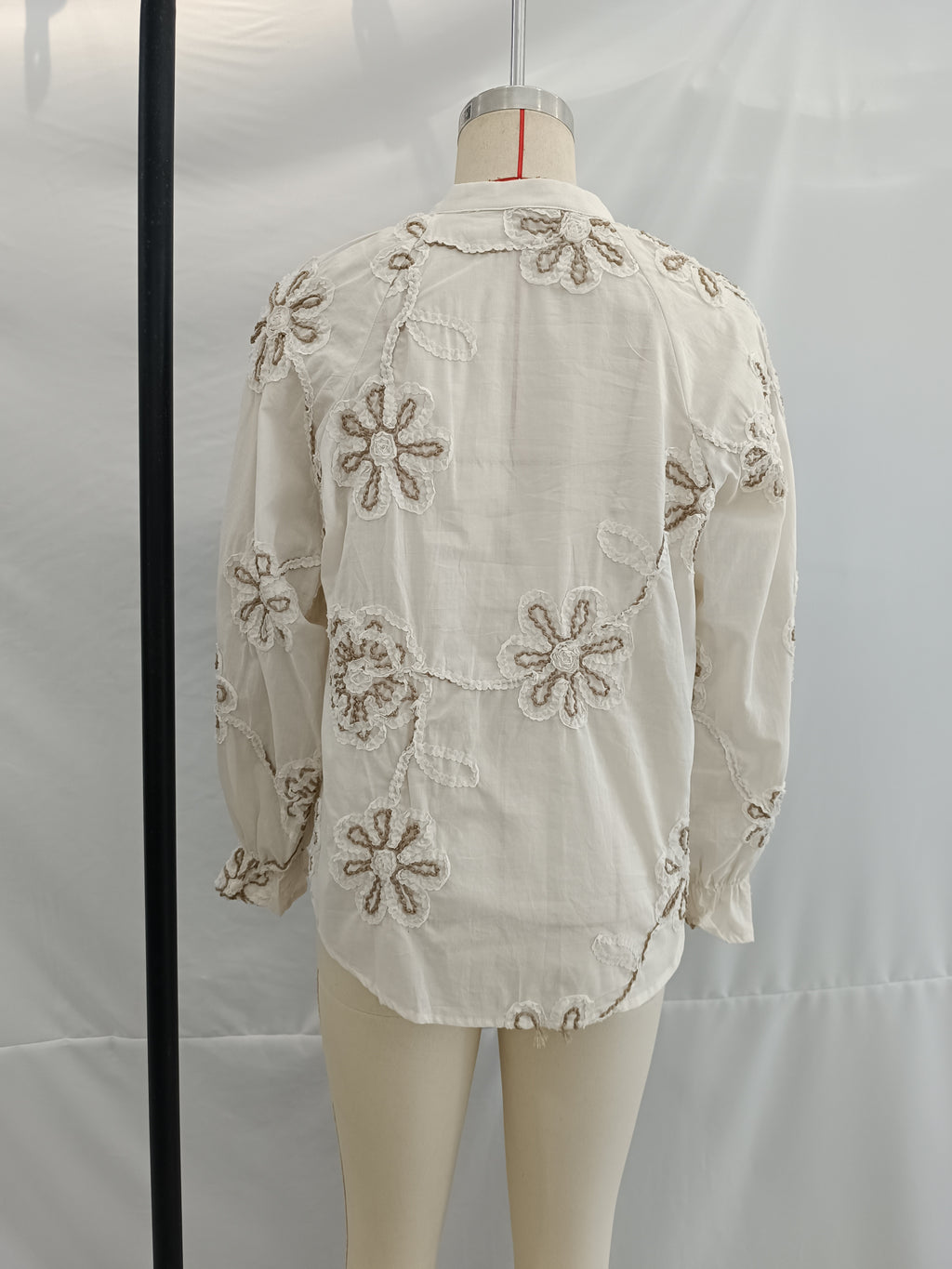 Vêtements pour femmes Printemps Doux Chemise Mini brodée à fleurs délicates