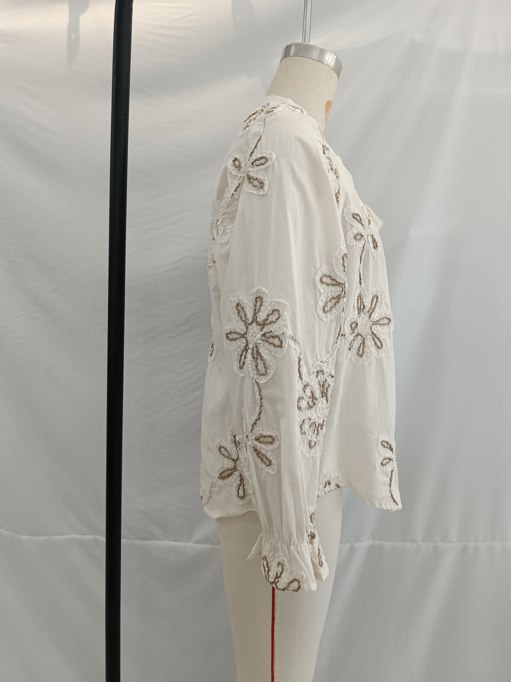 Vêtements pour femmes Printemps Doux Chemise Mini brodée à fleurs délicates