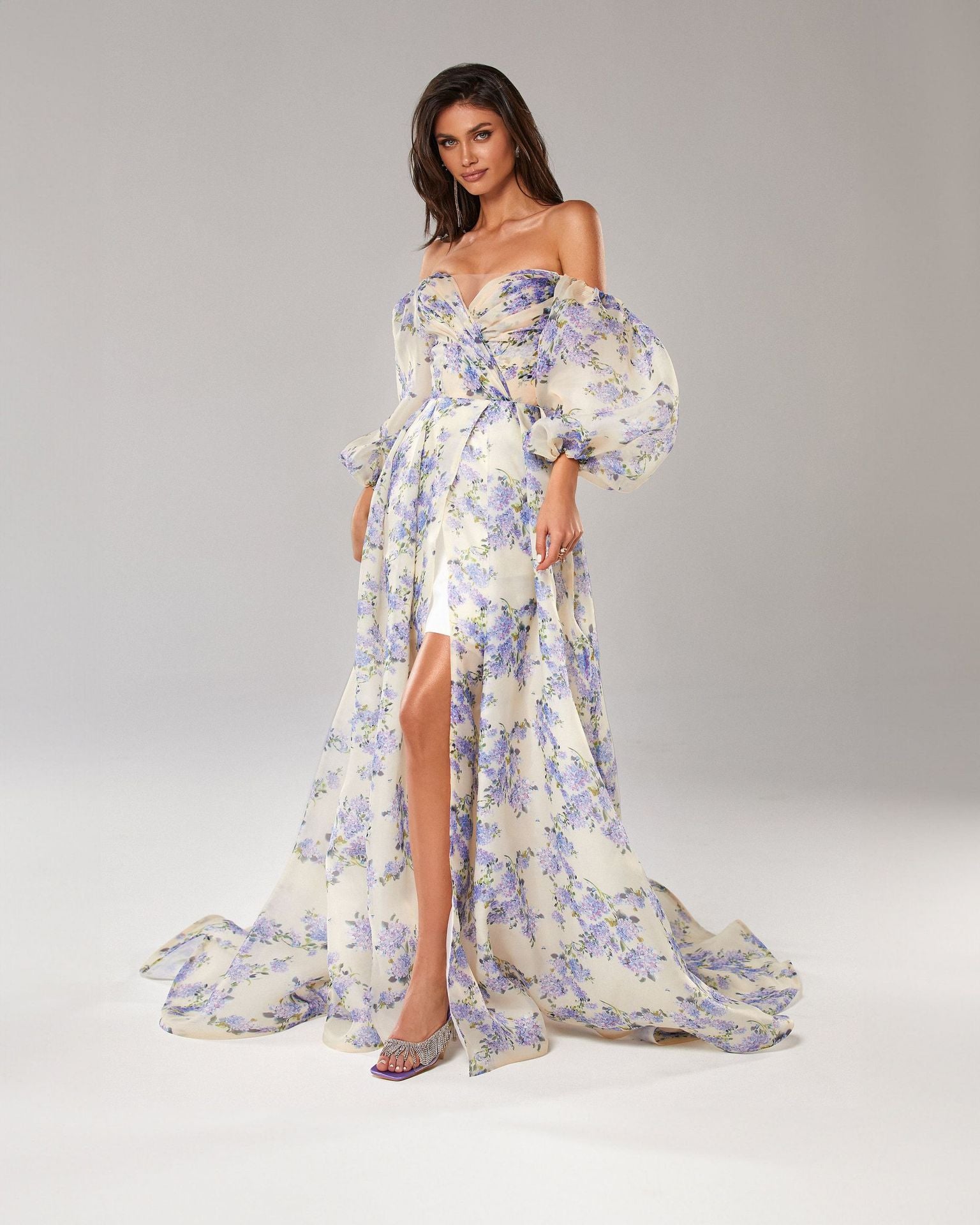 Robe de soirée longue sexy à bretelles et fente élégante haut de gamme