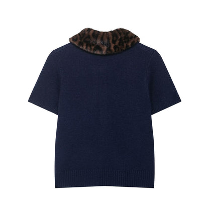 Women Animal Print Neckline Knitted Coat