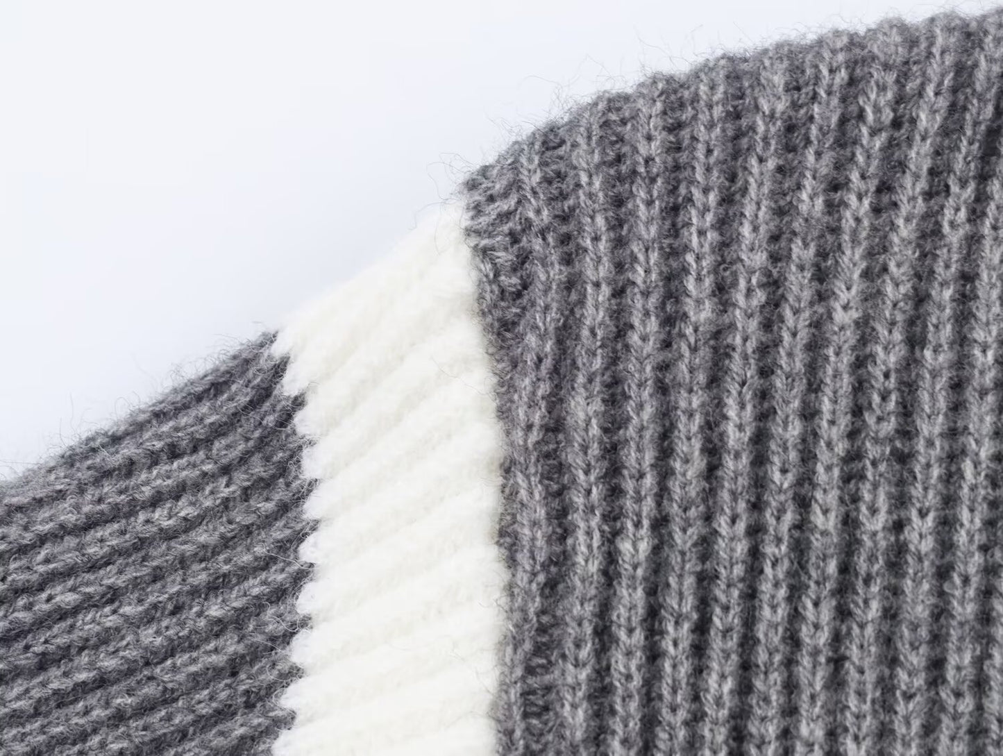 Autumn Women Casual Loose All Matching Color Stitching Knitted Cardigan