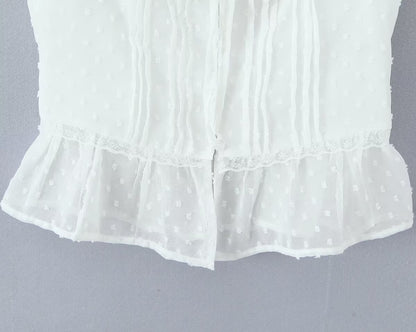 Débardeur court et sexy en dentelle Atmosphere Lace, coupe moulante, taille basse, style Niche.