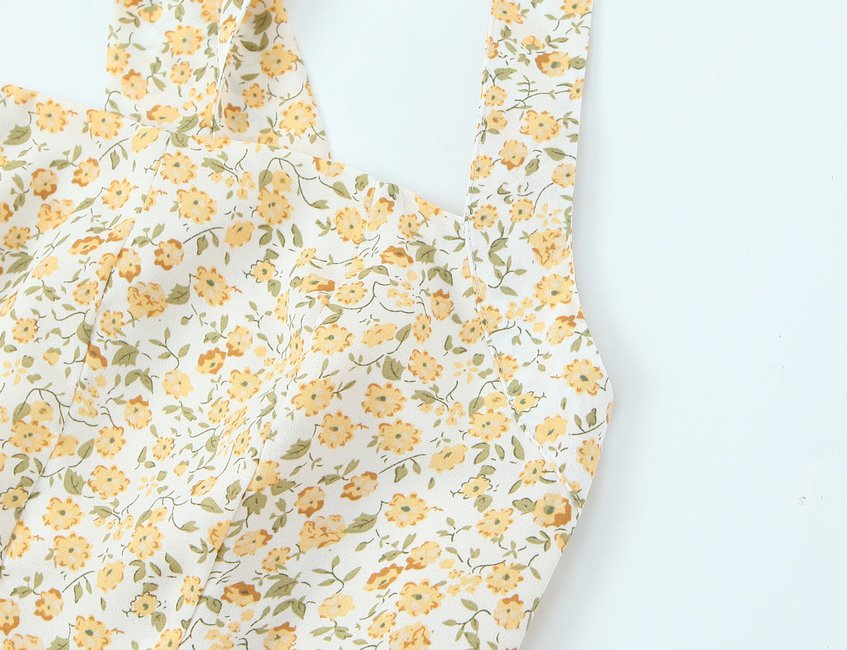 French Vintage Small Floral Printed Sexy Halter Dress Summer Waist Controlled Slim Fit Slimming Holiday Short Dress OMI