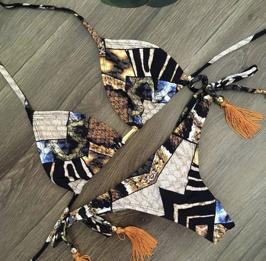 Traje de baño de bikini con borlas estampadas