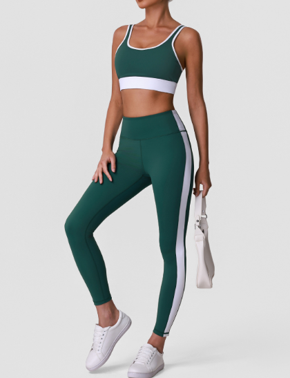 Design Contrast Color Shockproof Backless Bra Yoga High Waist Hip Lift Sports Ninth Pants Two Piece Sets The size is a bit small YiGlo