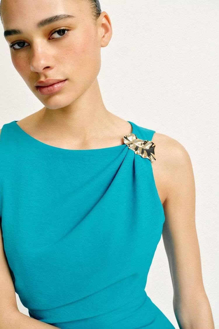 Women Elegant Slit Hemline Hem Pleated Gold Plated Inlaid Sleeveless Slim Slimming Dress TRAF
