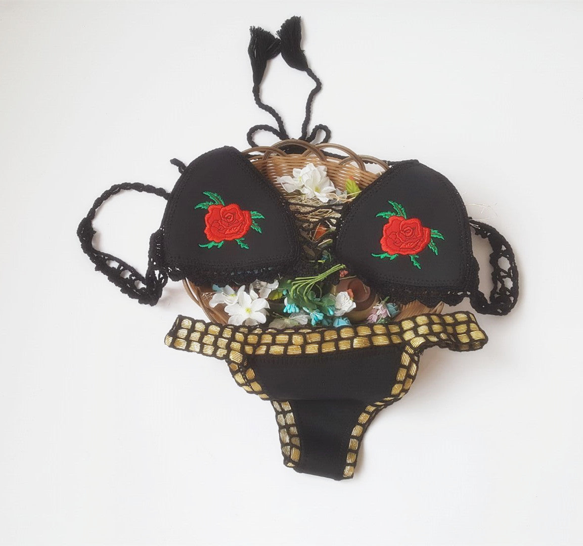 Rose Black