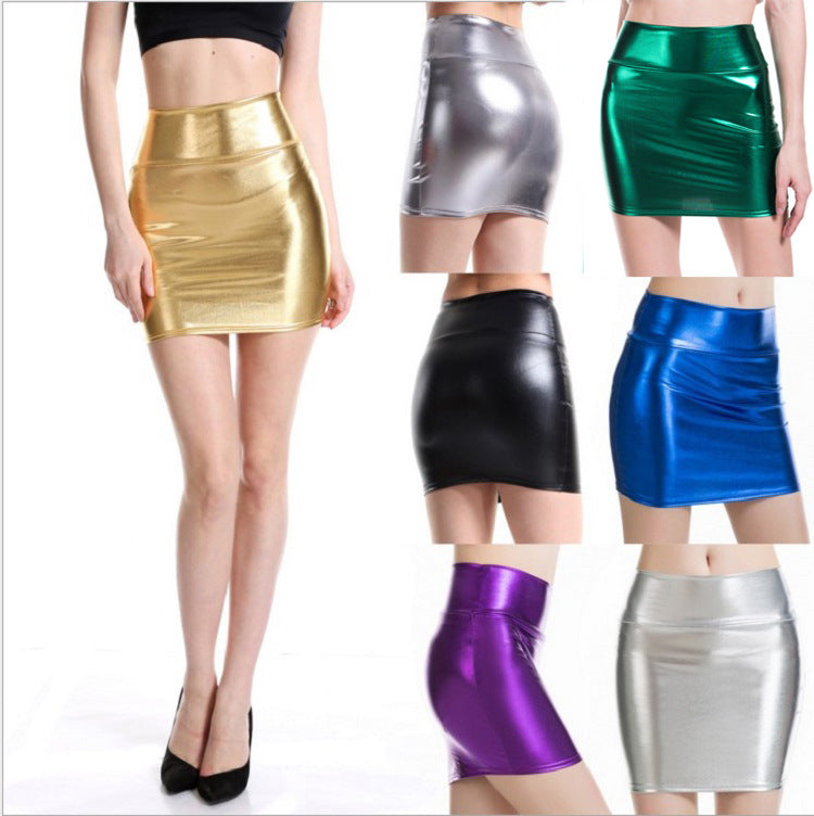 Jupe courte sexy en similicuir, couleur unie, effet bronzant, style performance all-match.
