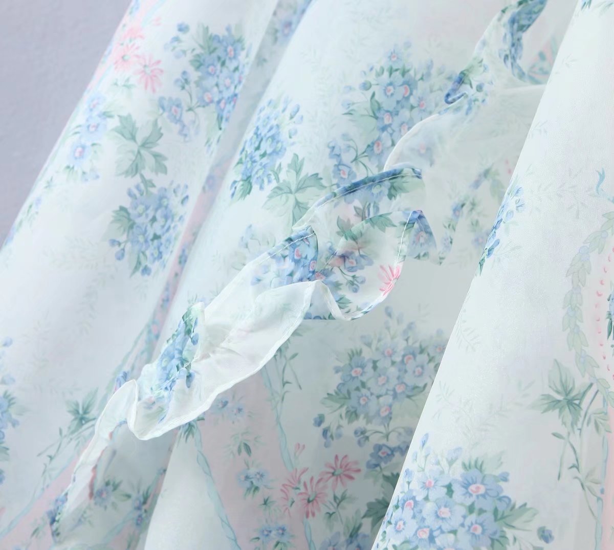 Floral Print Dress Bubble Sleeve Retro Princess Dress Spring Summer Wooden Ear Large Swing Women Dress Sheer Yvonne