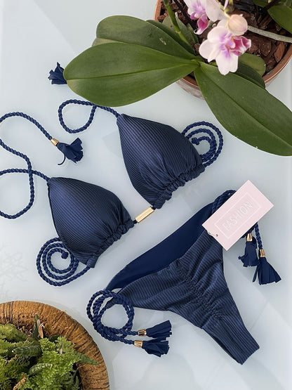 Bikini especial de color sólido con trenza de cuerda, traje de baño multicolor.