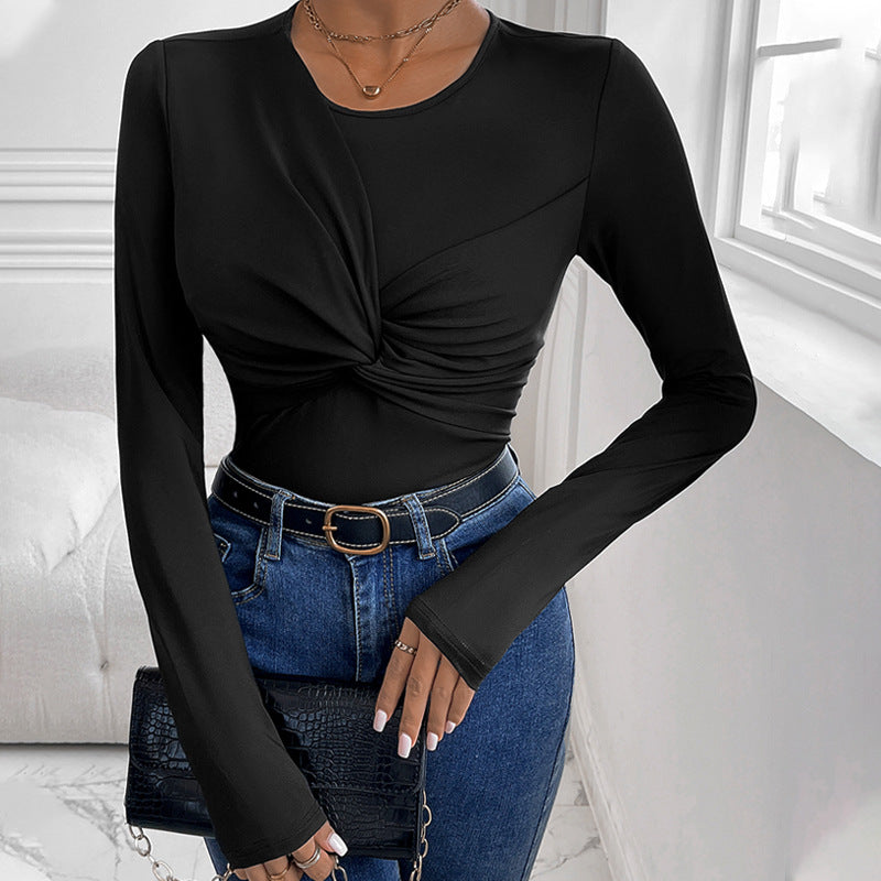 Mono negro de cuello redondo torcido para mujer