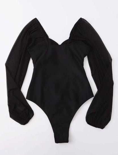 Traje de baño de una pieza pequeño con mangas de bikini