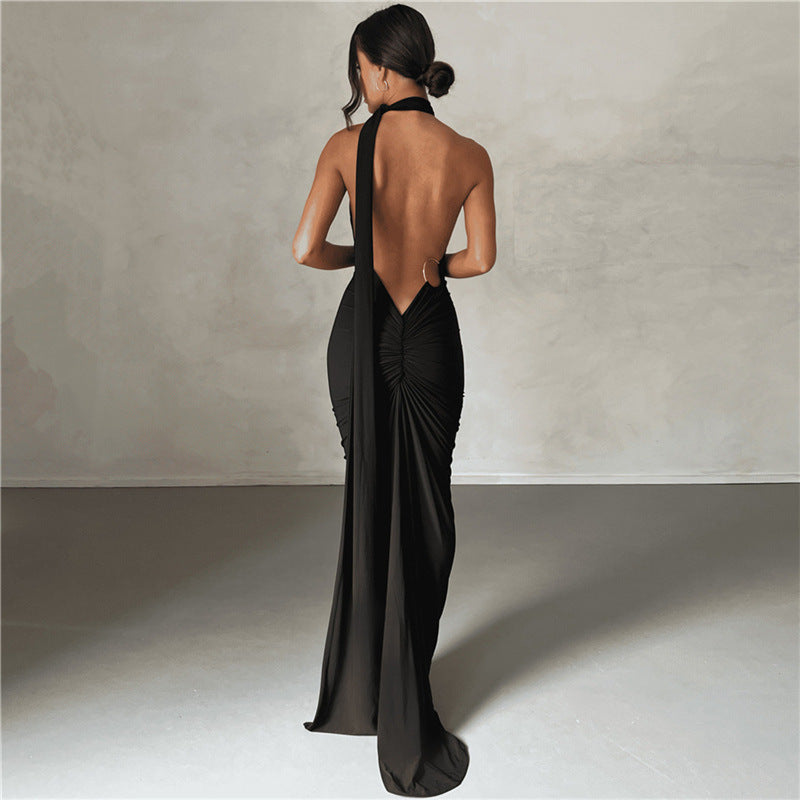 Vestido de noche ajustado con cuello halter y espalda descubierta para mujer