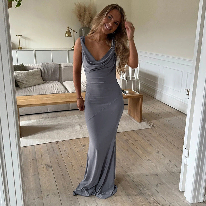 Robe sexy dos nu sans manches à col montant, coupe ajustée, idéale pour le printemps et les femmes.