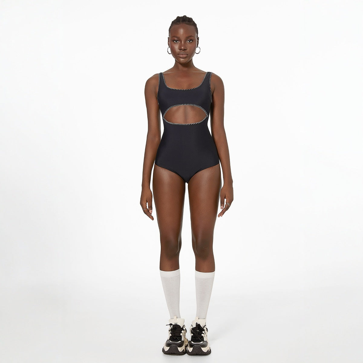 Maillot de bain une pièce rétro à crochet pour femme, simple, noir, pour le printemps, la plage et les vacances