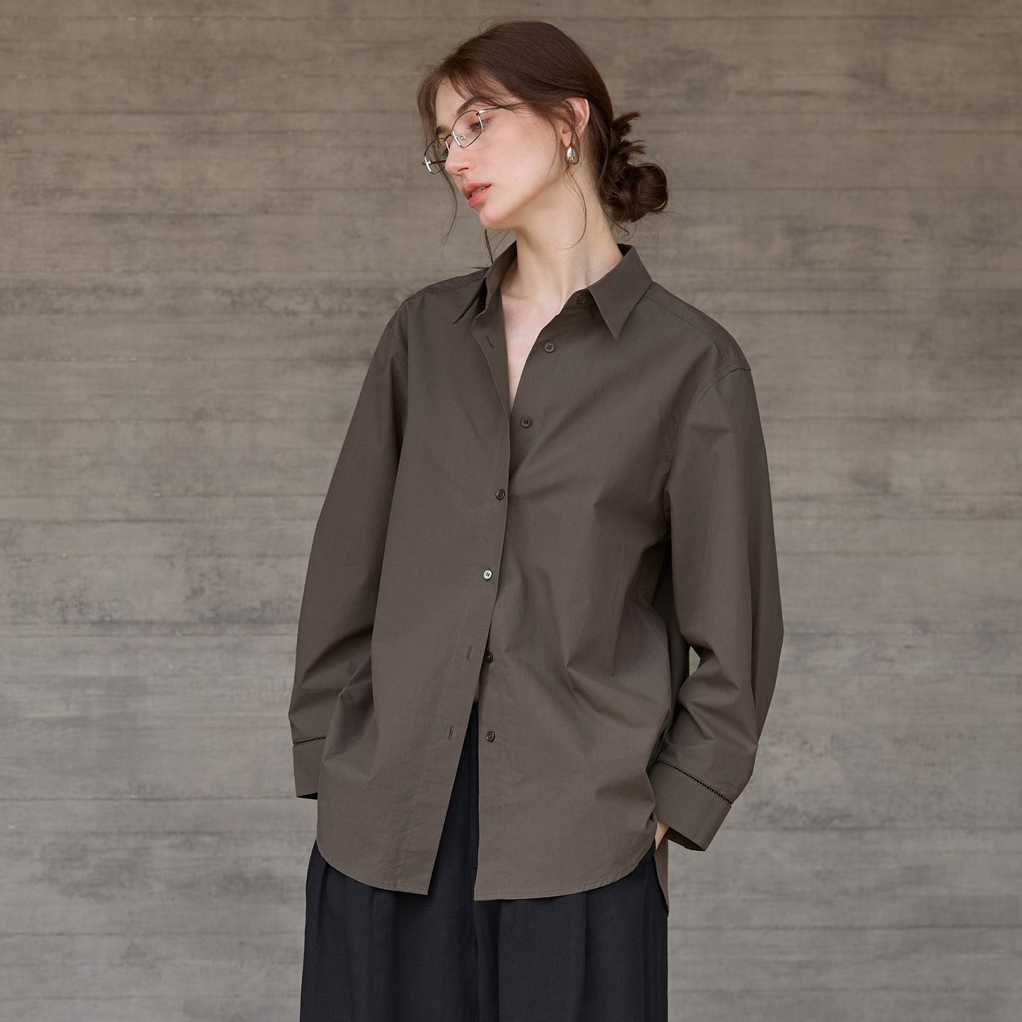 Camisa de algodón de manga larga para mujer, estilo francés, con diseño calado y aberturas, de longitud media, a juego, para otoño e invierno