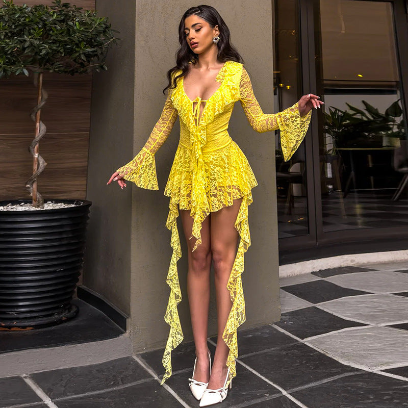 Vestido corto de manga larga con encaje y hojas de loto para mujer