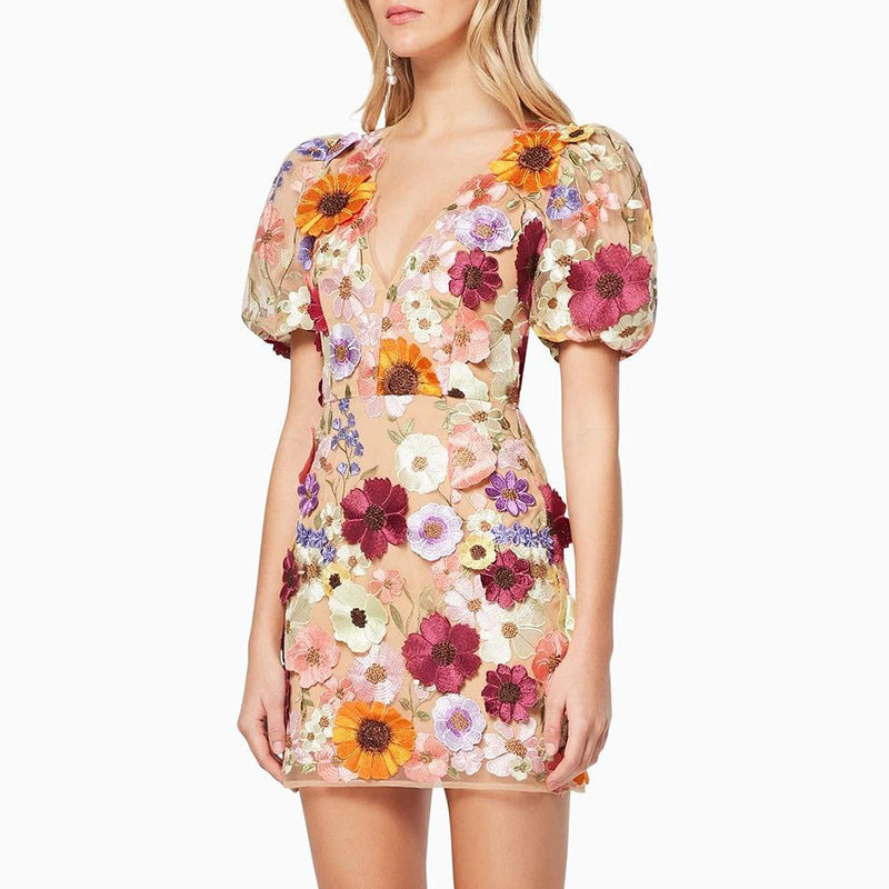 Vestido sexy bordado con escote en V y mangas farol con estampado floral tridimensional