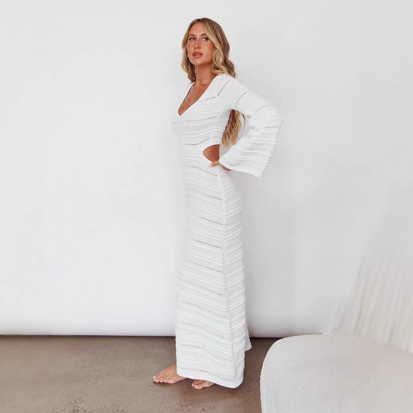 Sexy Women Clothing Sexy Cutout Bell Sleeve Solid Color Knitted Dress Maxi Dress Women Japear