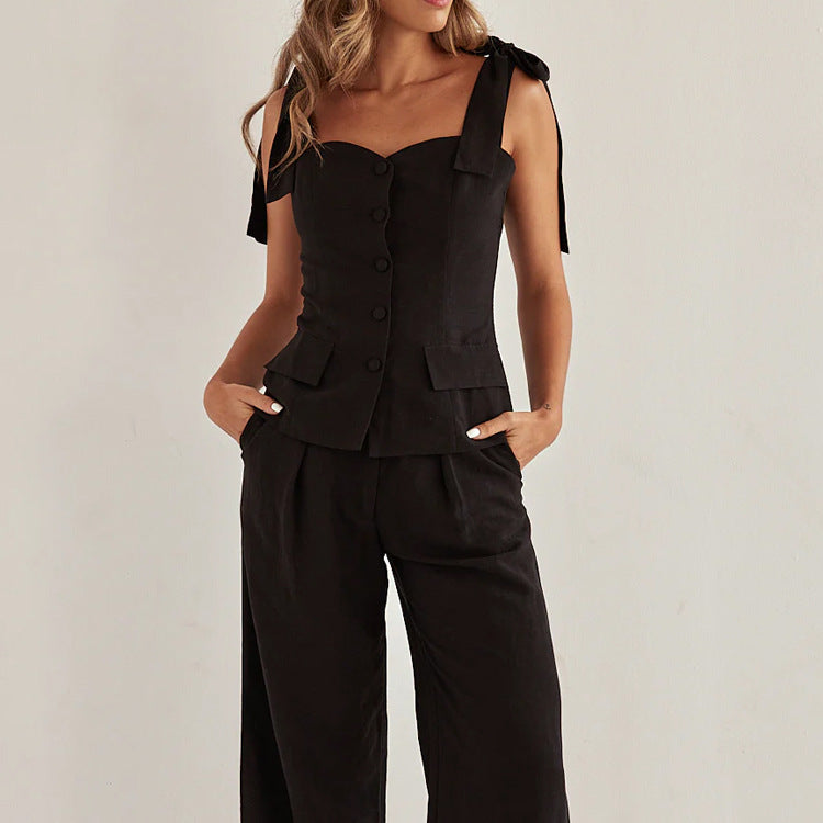 Conjunto de dos piezas de top bandeau negro con tirantes y cintura alta y pantalones anchos para primavera y verano