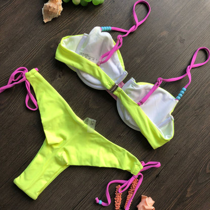 Traje de baño de bikini sexy con rayas hundidas y abertura para mujer