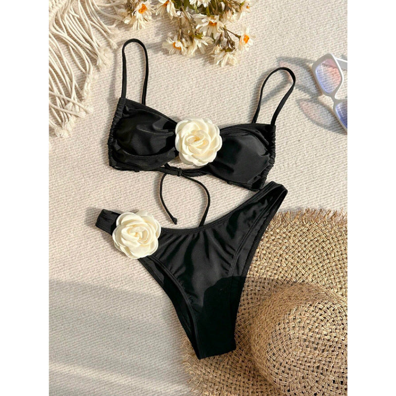 Traje de baño de bikini sexy con estampado floral tridimensional para mujer, ideal para vacaciones en la playa.