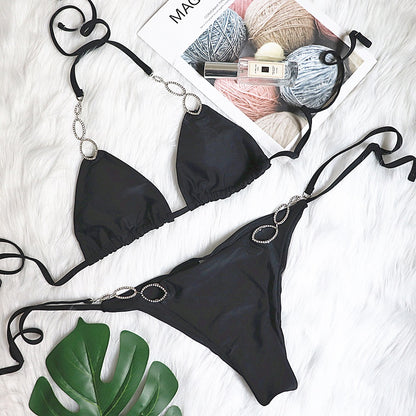 Bikini sexy con accesorios de metal y diamantes de imitación para mujer, traje de baño dividido, traje de baño liso con vendaje