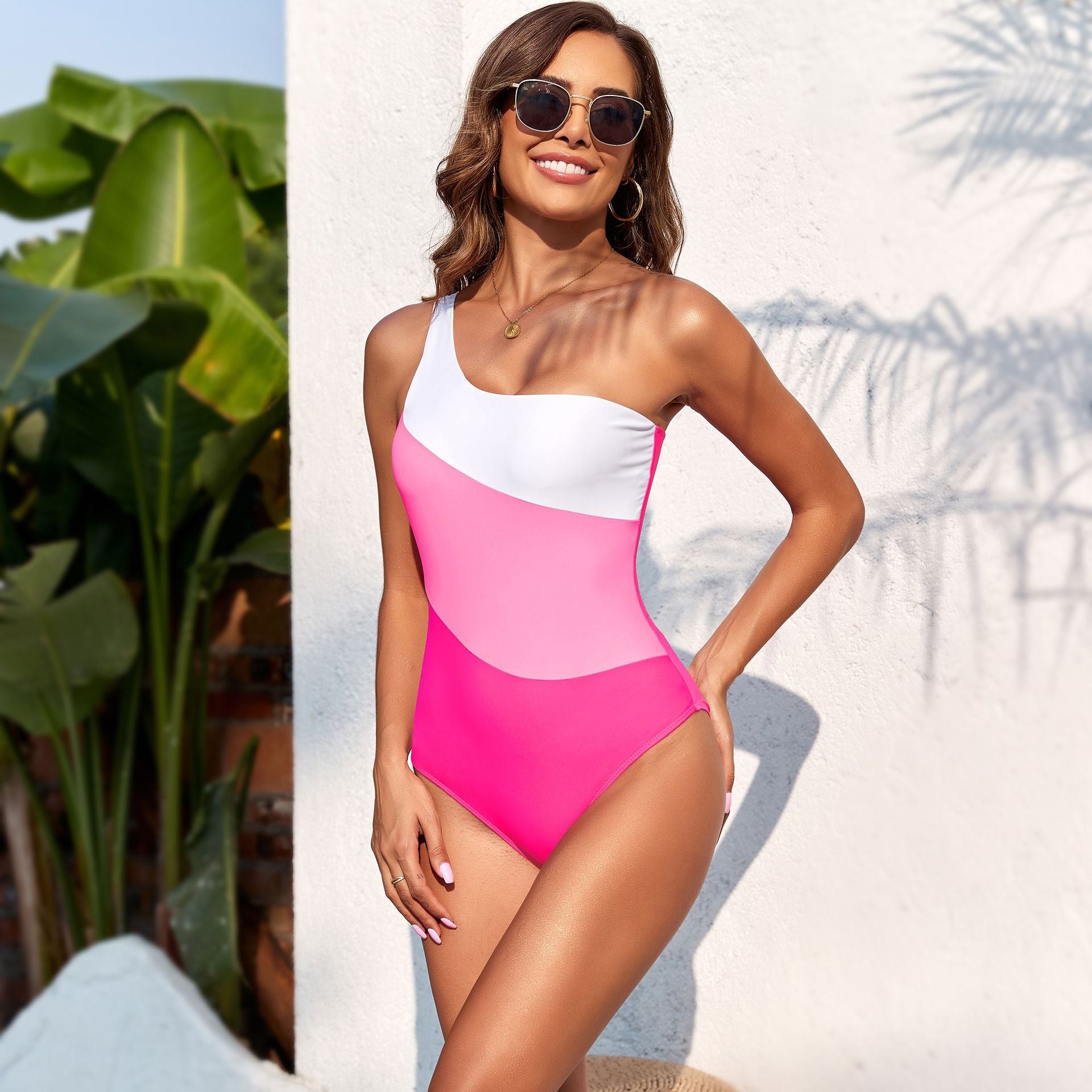 Maillot de bain une pièce à coutures de couleur unie pour femmes