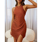 Vestido mini de satén liso con escote halter, espalda descubierta y abertura para mujer