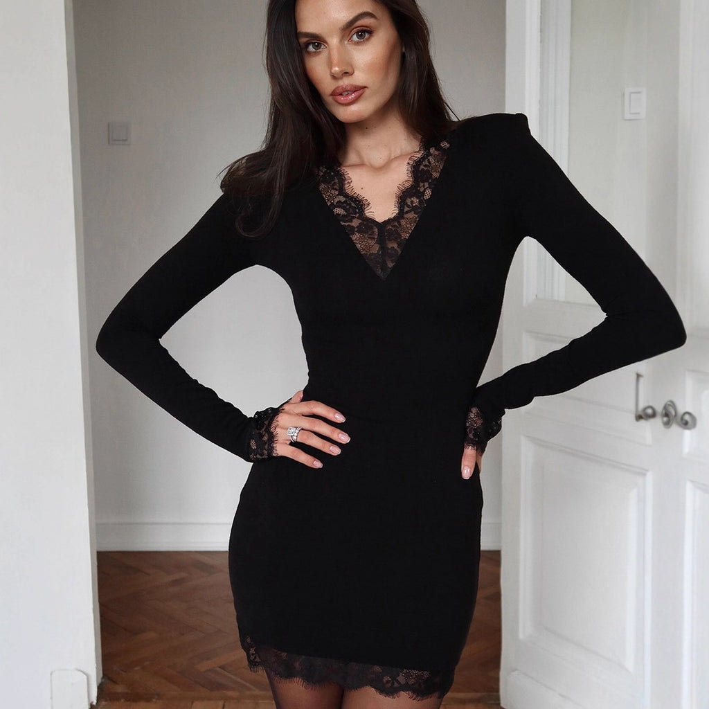 Vestido elegante de seda color leche ajustado negro con costuras de encaje y escote en V para mujer adulta Otoño Invierno