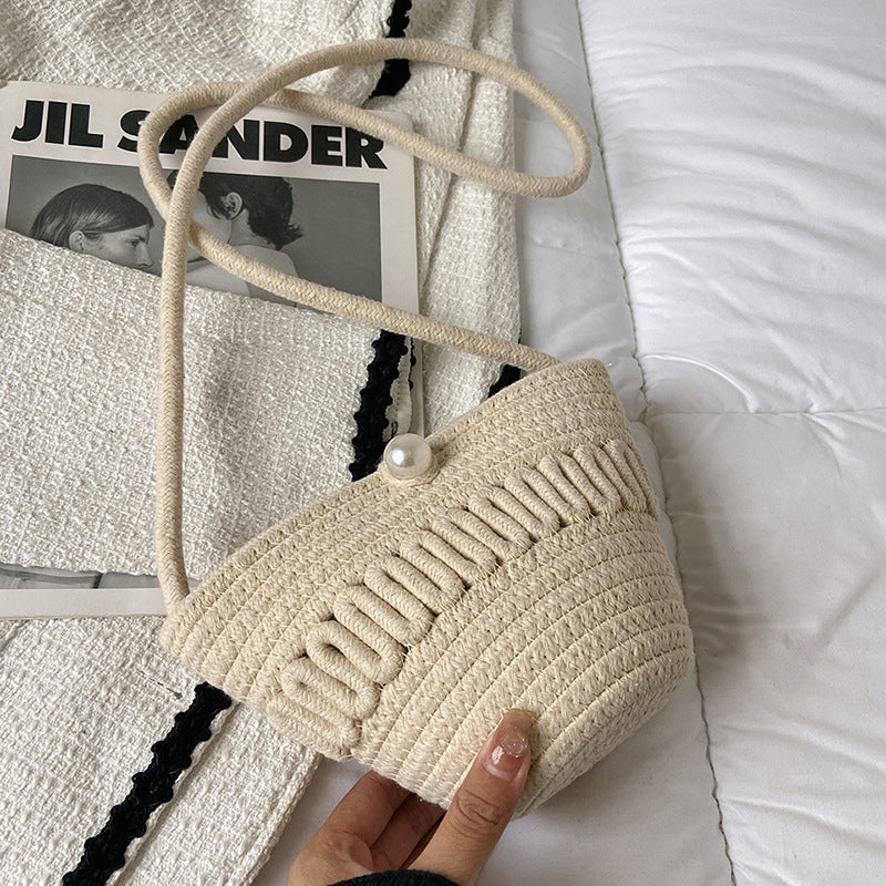 Pearl Small Horn Beige