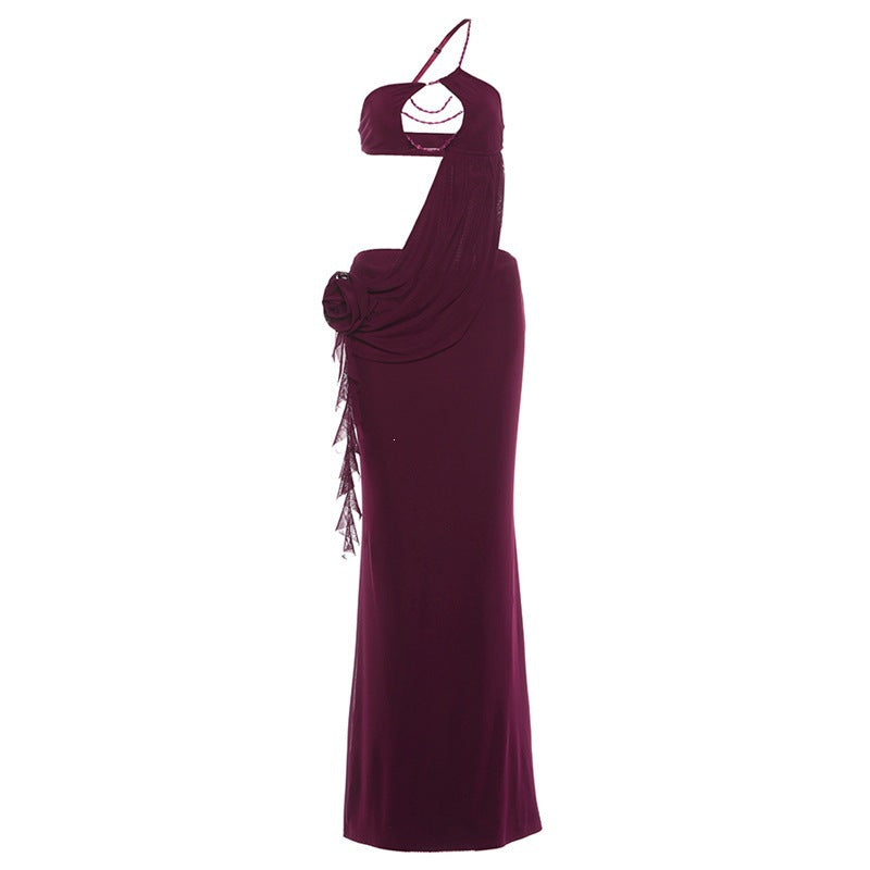 Ensemble court sexy, bandeau, collier de perles, robe florale à bretelle asymétrique