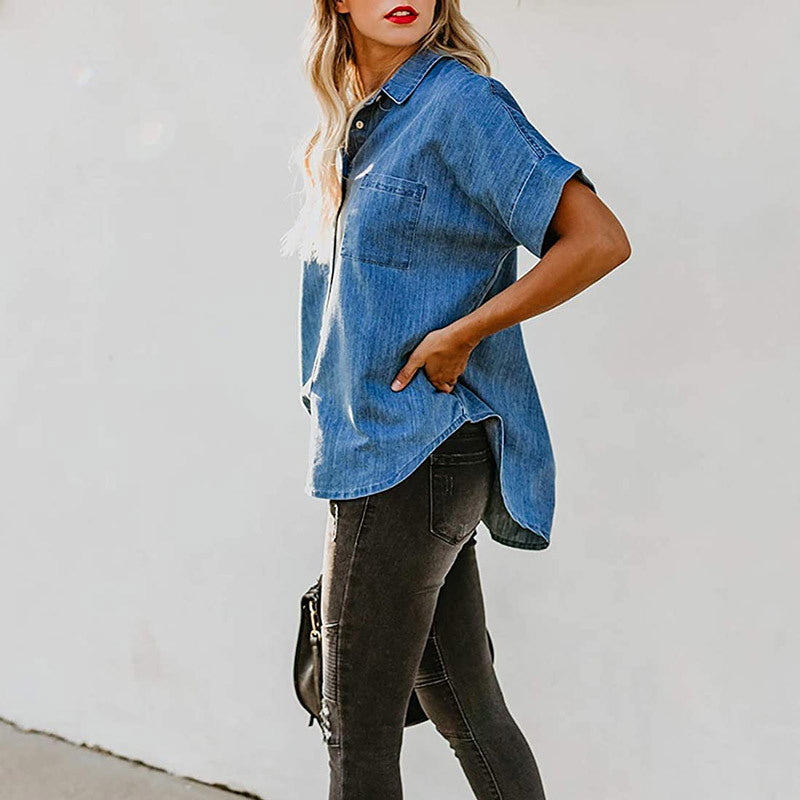 Chemise en jean ample à manches courtes et jambes droites pour femme, idéale pour le printemps et l'été.