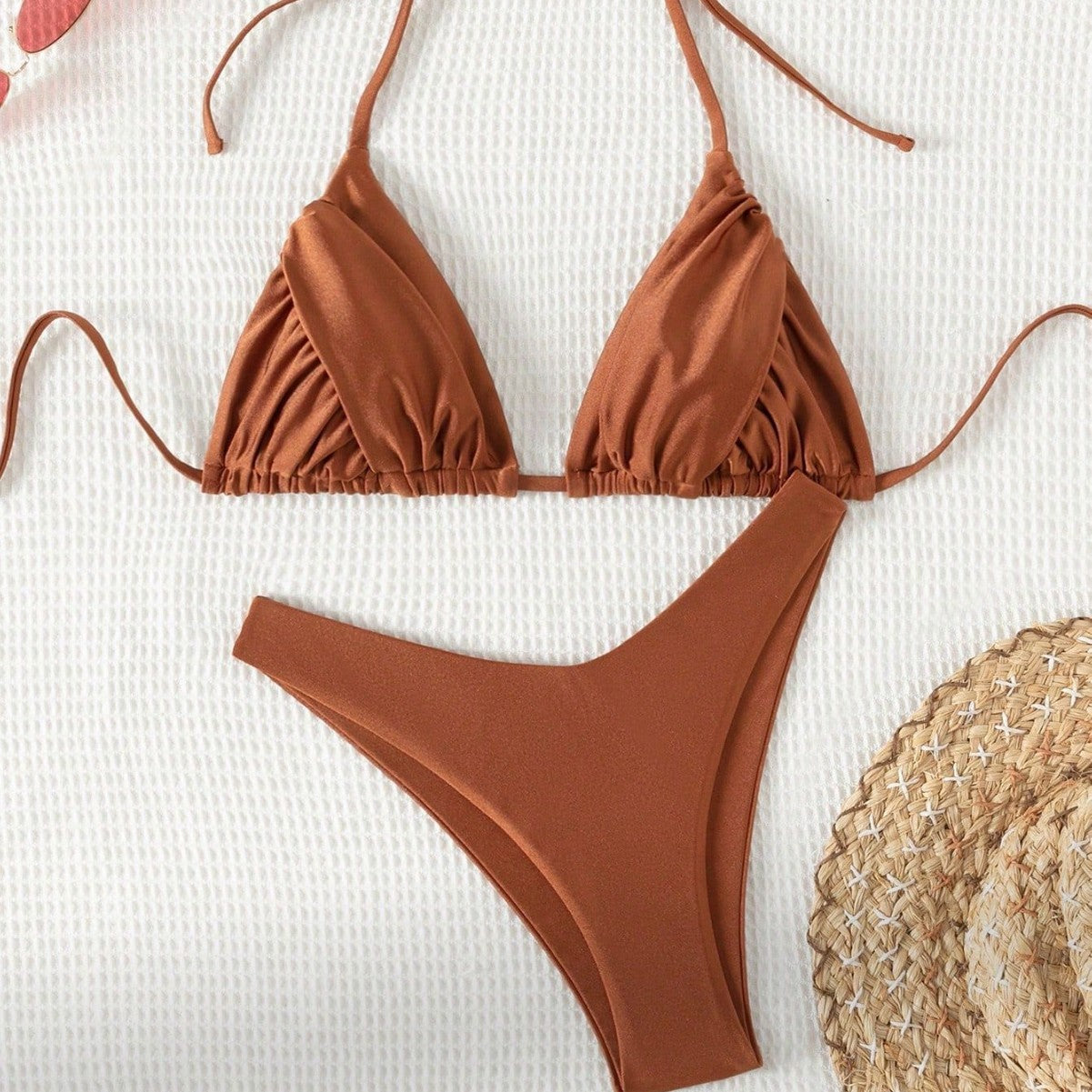 Traje de baño de color sólido sexy de pierna alta bikini con tirantes halter dividido traje de baño para mujer