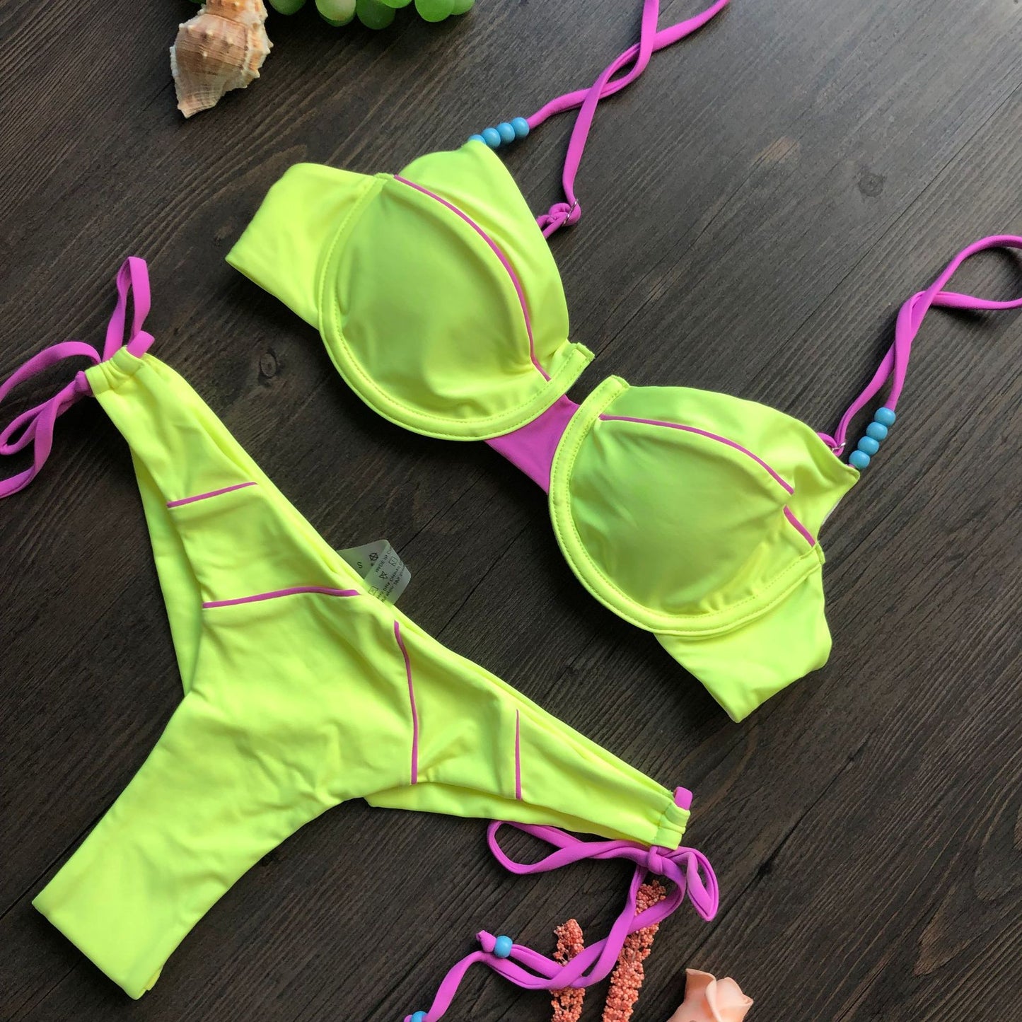 Traje de baño de bikini sexy con rayas hundidas y abertura para mujer