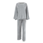 Pijamas cómodos de manga larga para otoño e invierno para mujer, ropa de abrigo holgada y cálida para el hogar.