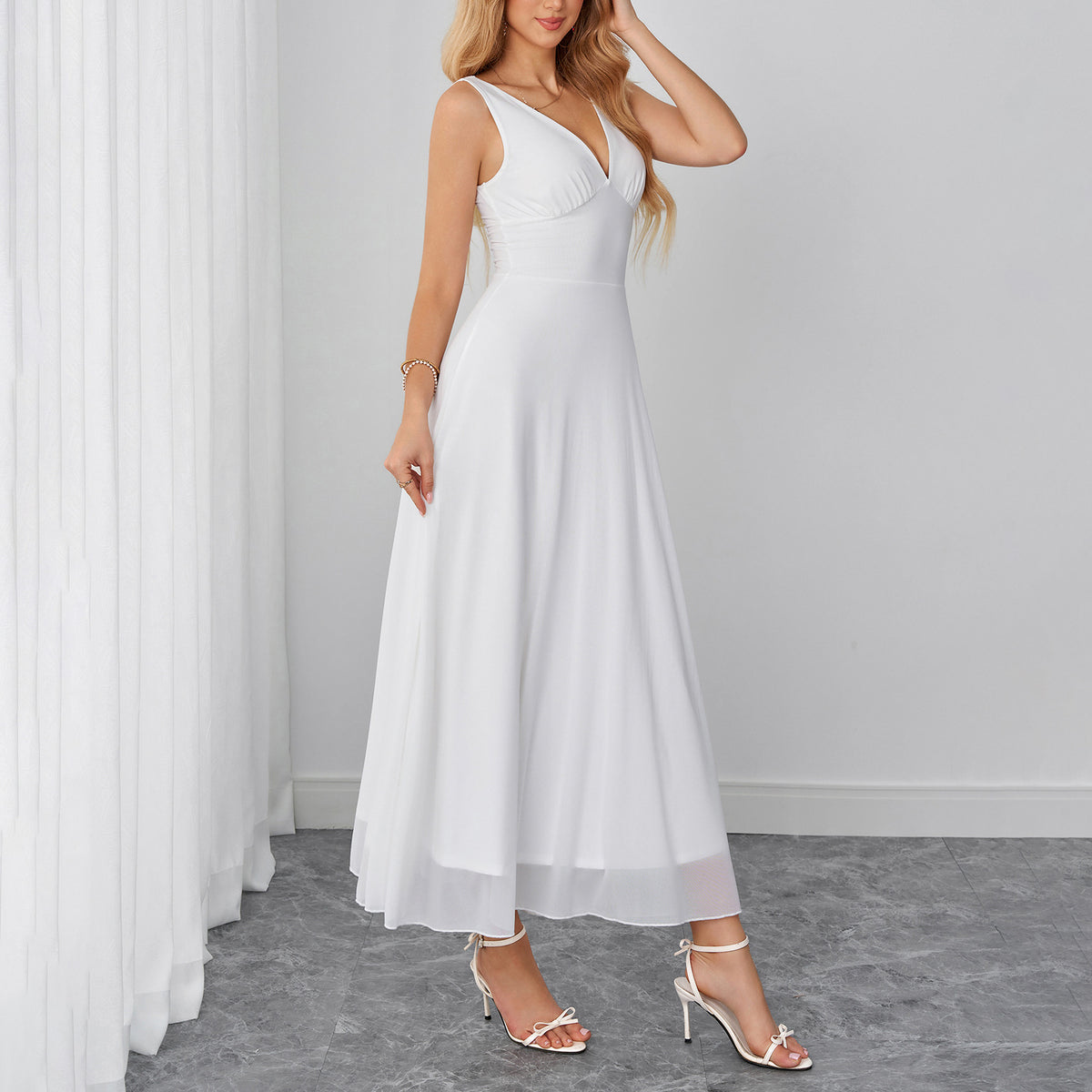 Dignified Goddess Mesh Camisole Dress Sexy V neck Backless Waist Trimming Slimming Dress SUNSHINE