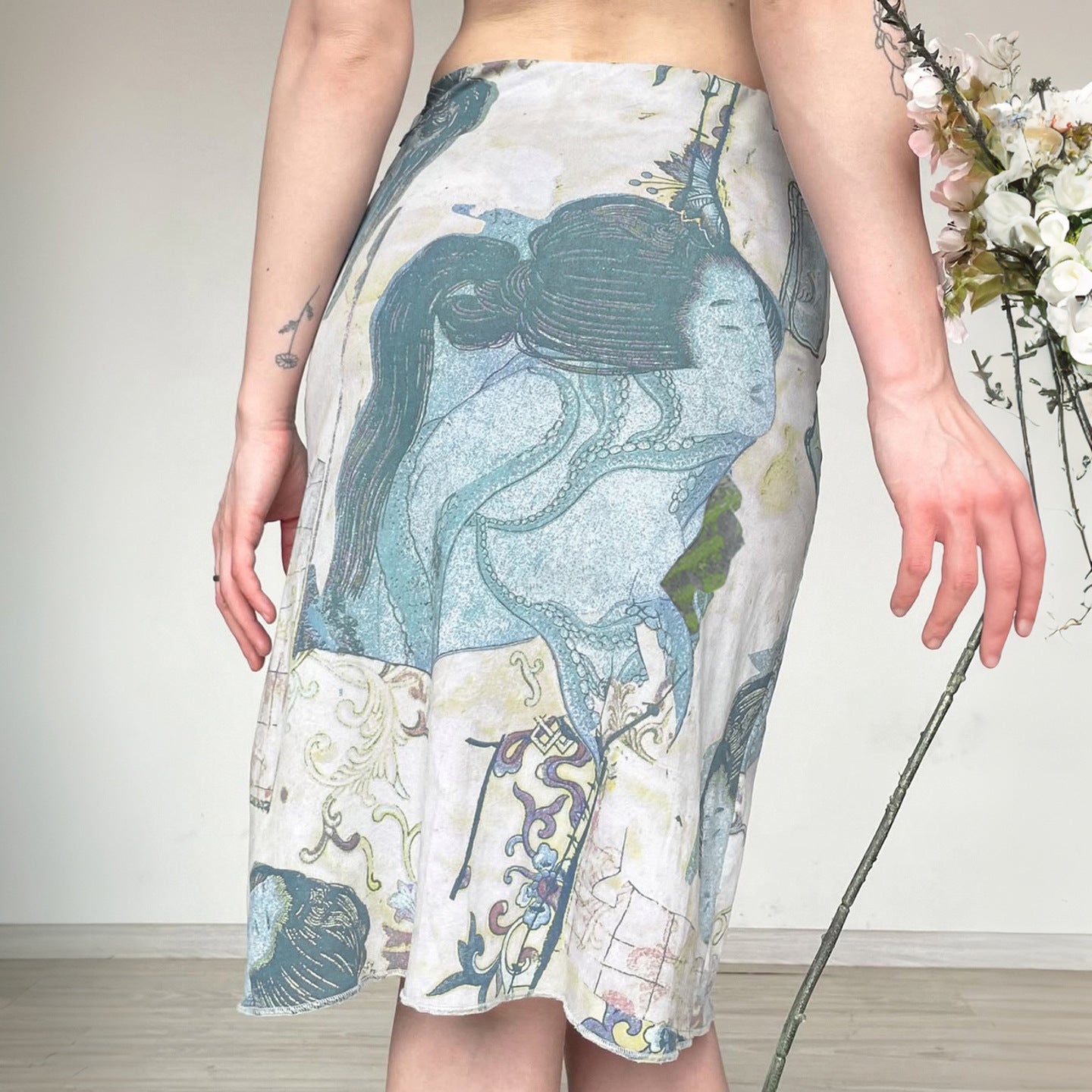 Artistic Retro Japanese Abstract Printing Elegant Graceful Skirt Vacation Sexy Special Interest Hip Skirt LingSharp