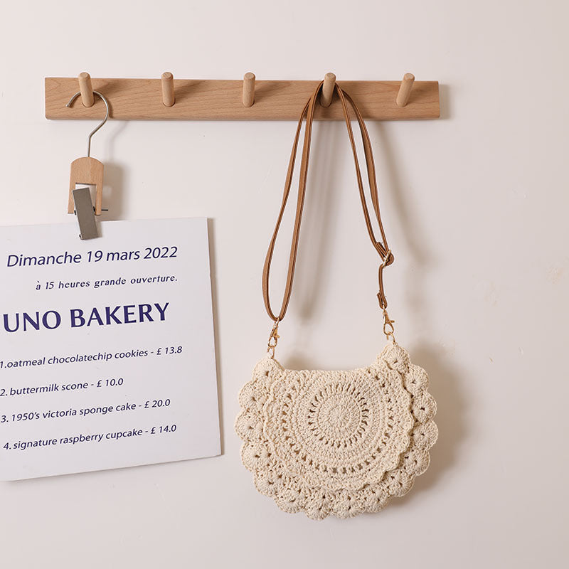 Sac à bandoulière en dentelle tissé en fil de coton, sac à bandoulière en paille ajouré et découpé, sac de vacances et de plage pour femme 