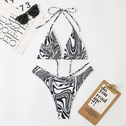 Traje de baño de bikini dividido con cordones y estampado digital multicolor para mujer