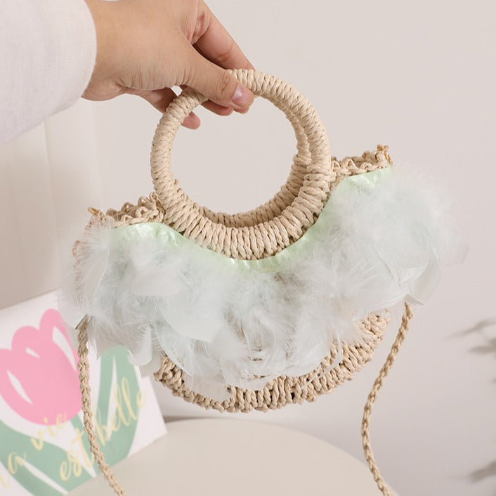 Sac bandoulière en paille à plumes féeriques, joli sac demi-cercle portable en paille, sac tissé en rotin, sac de plage pour les vacances à la mer 