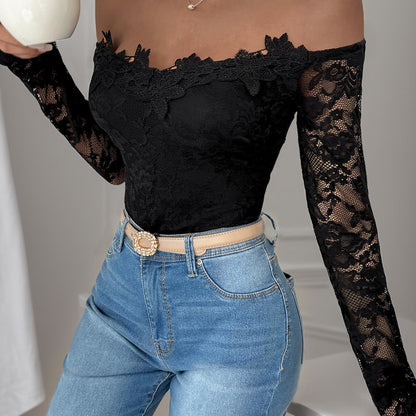 Mono negro de manga larga con costuras de encaje para mujer de otoño