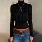 Camiseta negra oscura sexy con cuello alto y manga larga informal de cintura corta con control de adelgazamiento para mujer de otoño