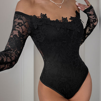 Mono negro de manga larga con costuras de encaje para mujer de otoño