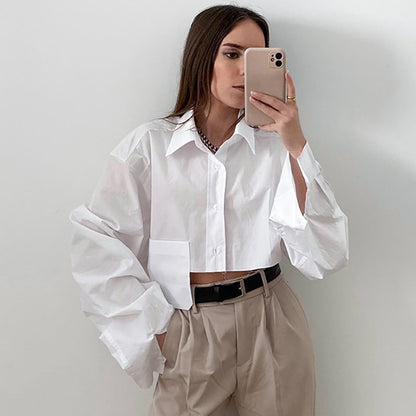 Camisa corta de otoño con costuras asimétricas, informal, con un diseño elegante y elegante, color blanco, para mujer.