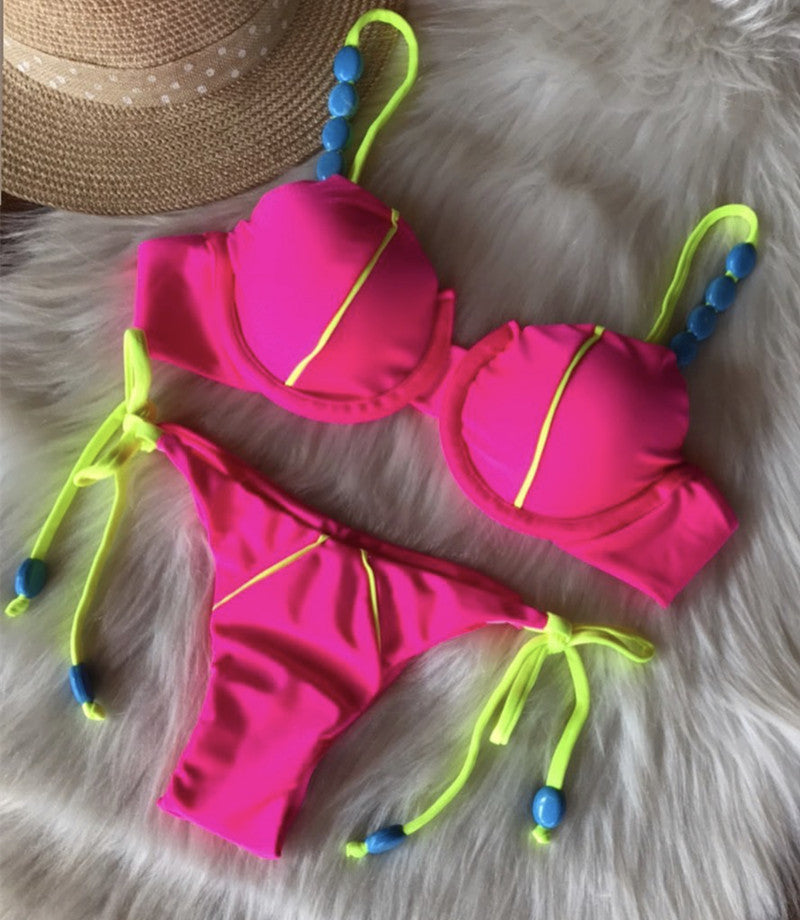 Traje de baño de bikini sexy con rayas hundidas y abertura para mujer