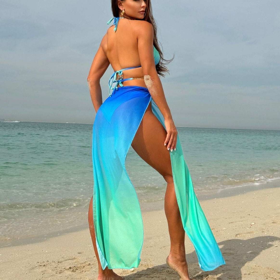 Vestido largo de malla degradada con cordón ajustable, bikini de tres piezas