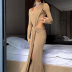 Vestido sexy de verano con abertura y espalda descubierta con el mismo tirante